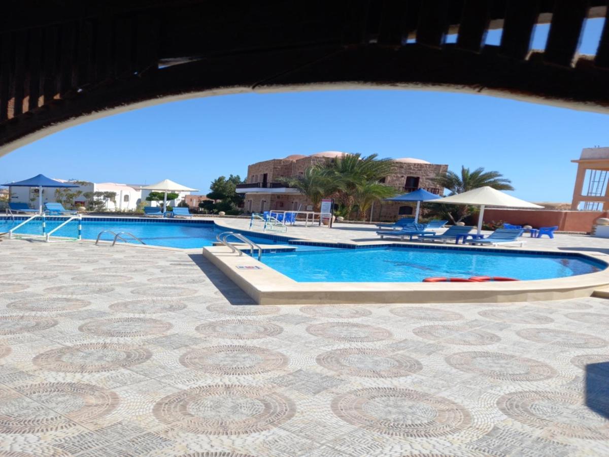 Dolphin Continental Hotel El Qoseir Экстерьер фото