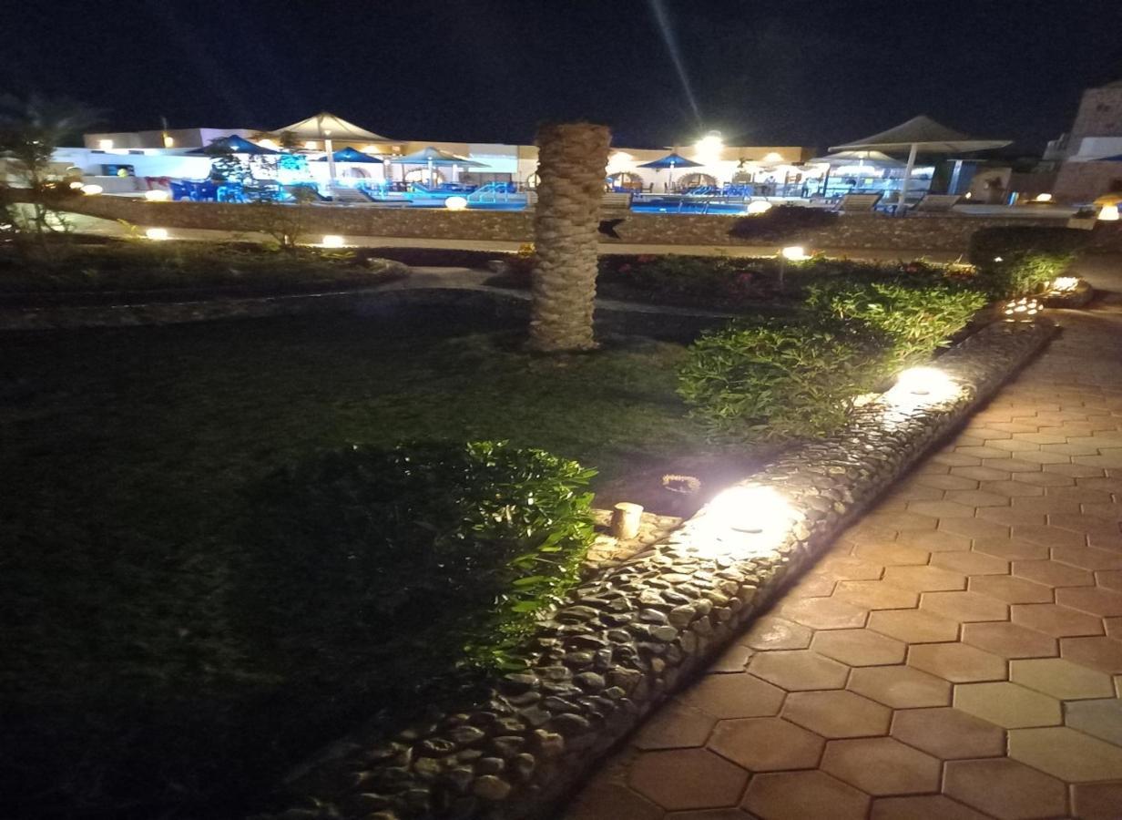 Dolphin Continental Hotel El Qoseir Экстерьер фото