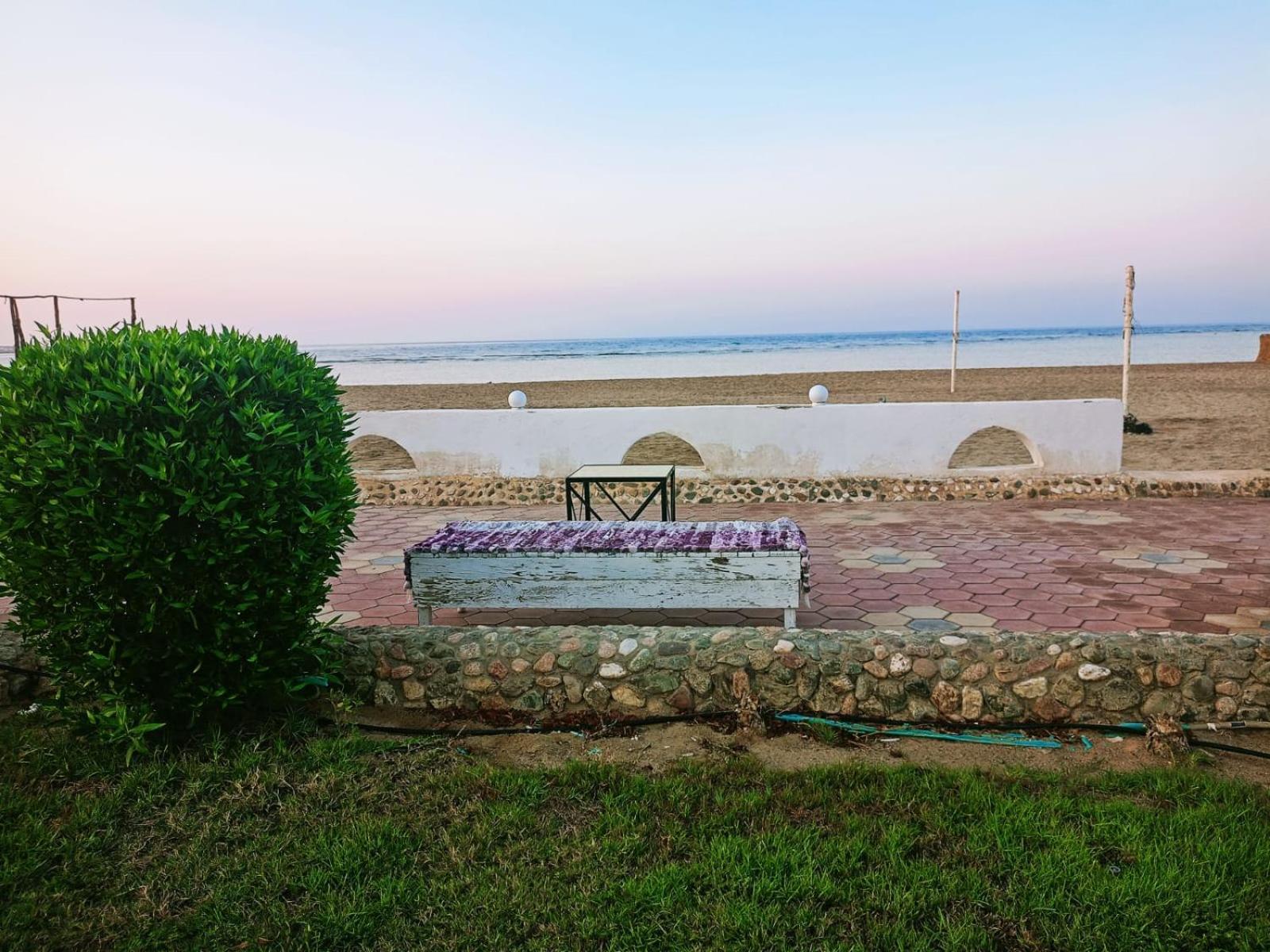 Dolphin Continental Hotel El Qoseir Экстерьер фото