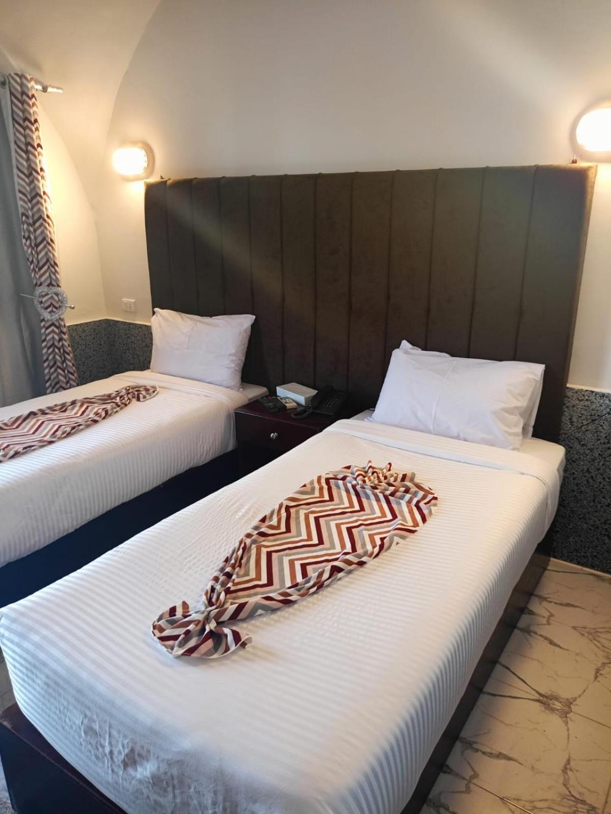 Dolphin Continental Hotel El Qoseir Экстерьер фото